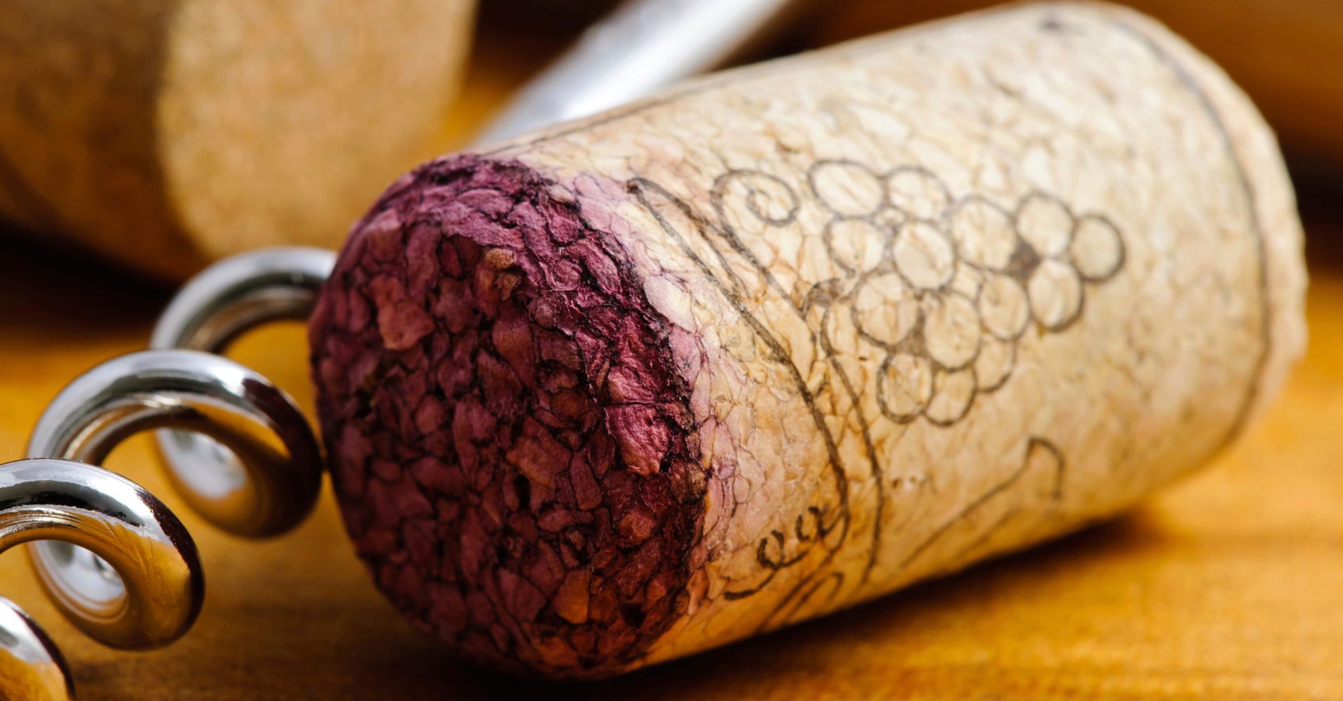 3 Clever Ways To Turn Wine Corks Into Awesome Gifts