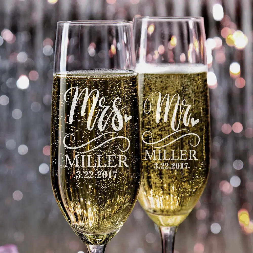 A Set of 2 Mr. Mrs. Wedding Champagne Flutes Personalized Champagne ...