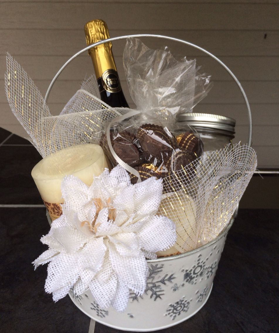 Bridal gift basket Champagne, chocolates and candles