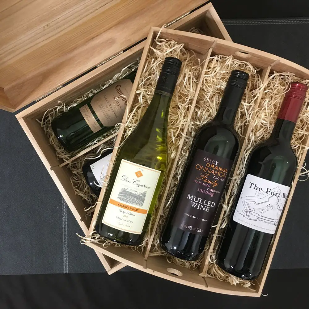Congratulations Wine Case Holds 6 Bottles