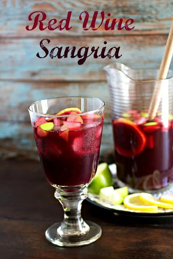 Fruity and Sweet Red Wine Sangria {with Orange, Apple, and ...