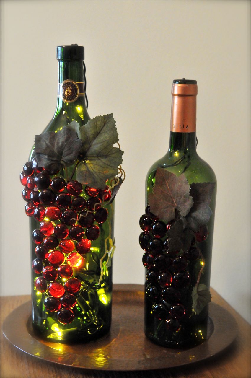 Handmade âGrapeâ? Wine Bottle Nightlights