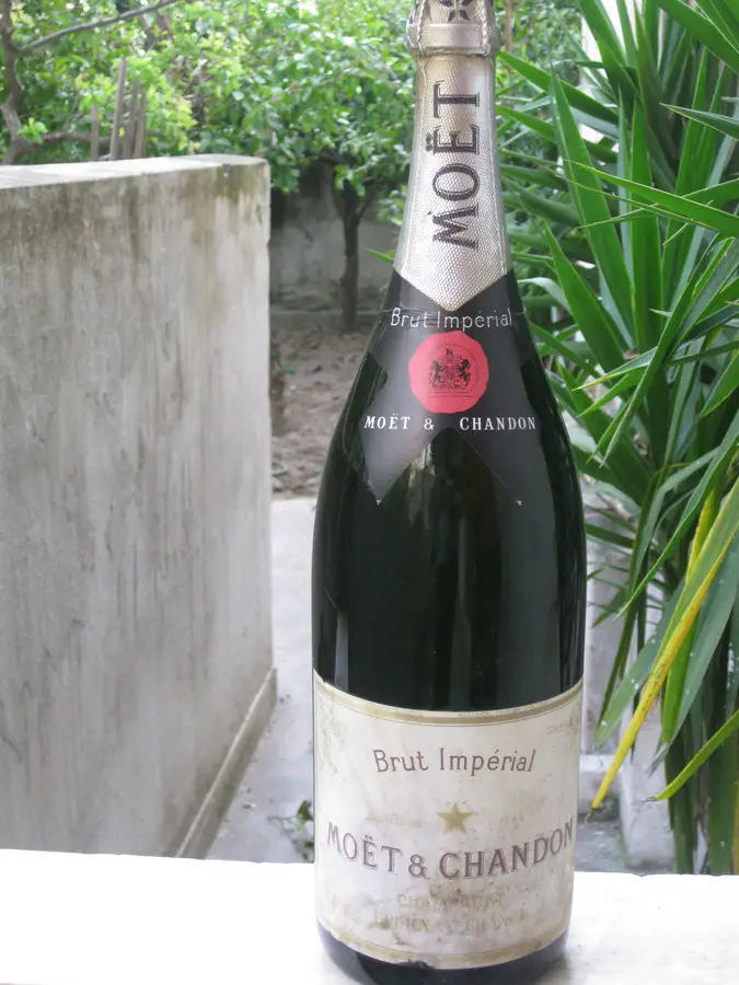 How Much A Champagne 3 Litre Moet &  Chandon Maison Fondee En 1743 Age ...