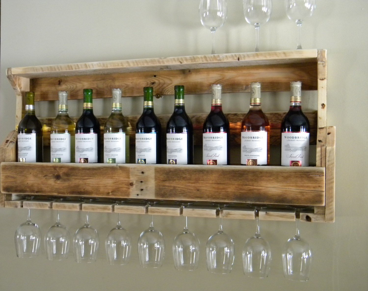 How to Build Your Own Pallet Wine Rack