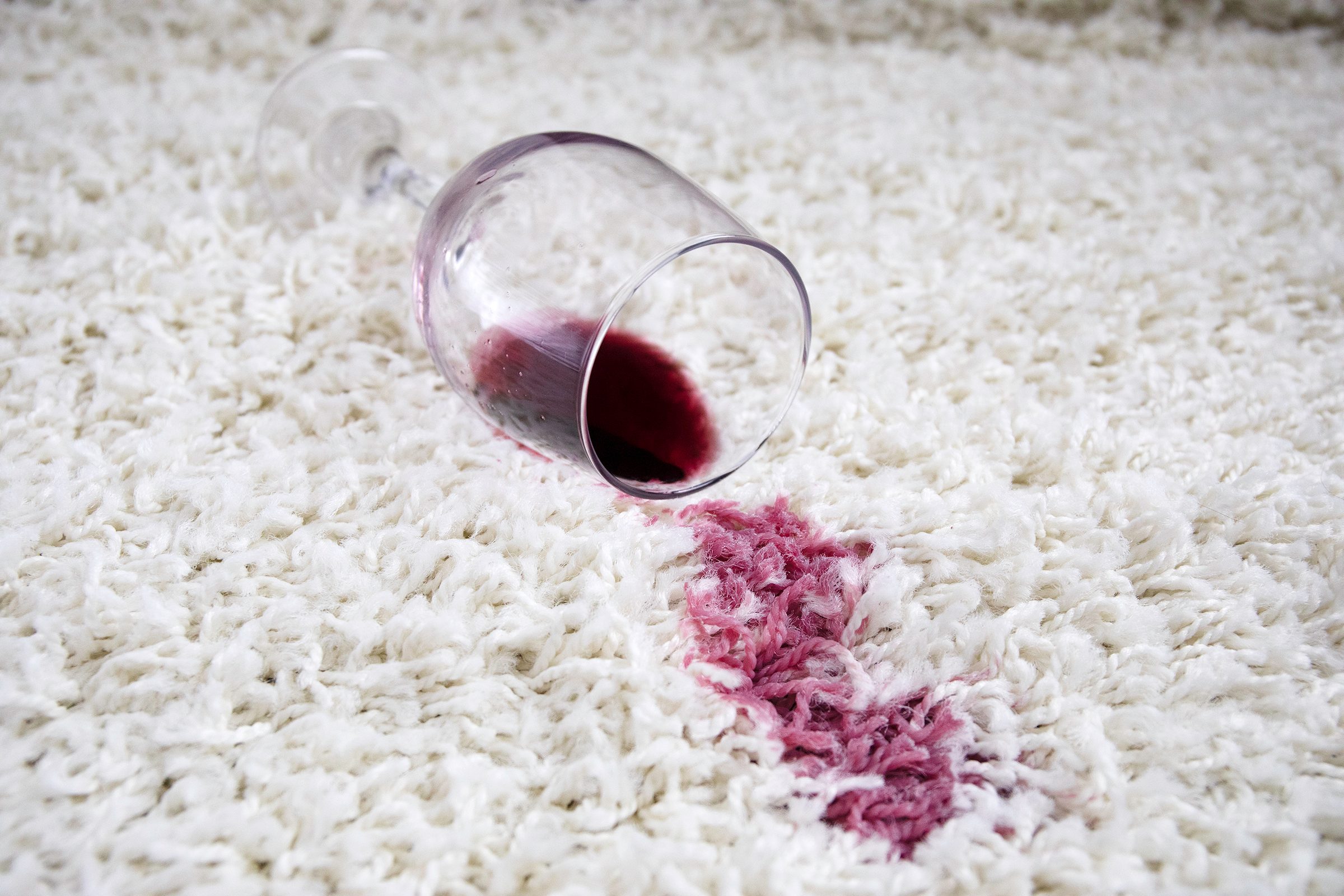 How to Get Red Wine Out of Carpet â Red Wine Spill