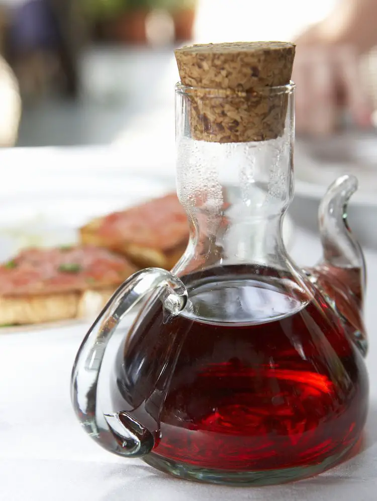 How to Make Your Own Vinegar From Wine #makewinediy # ...