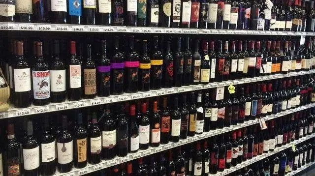 Kentucky legislation would allow wine and liquor bottles ...
