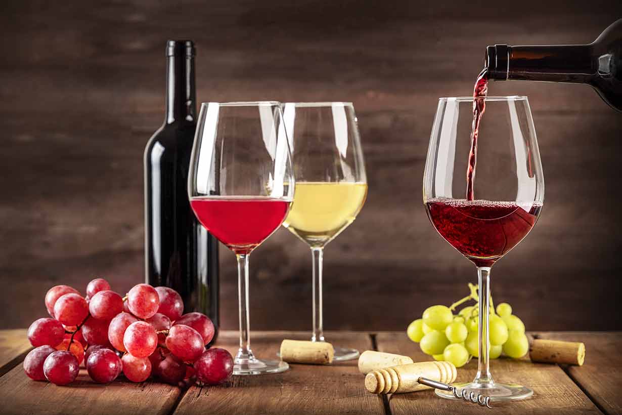 Low Carb Wine: What Are the Best Options?