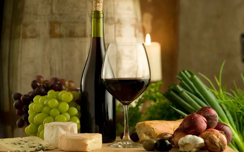 Red wine is bad for you, say experts