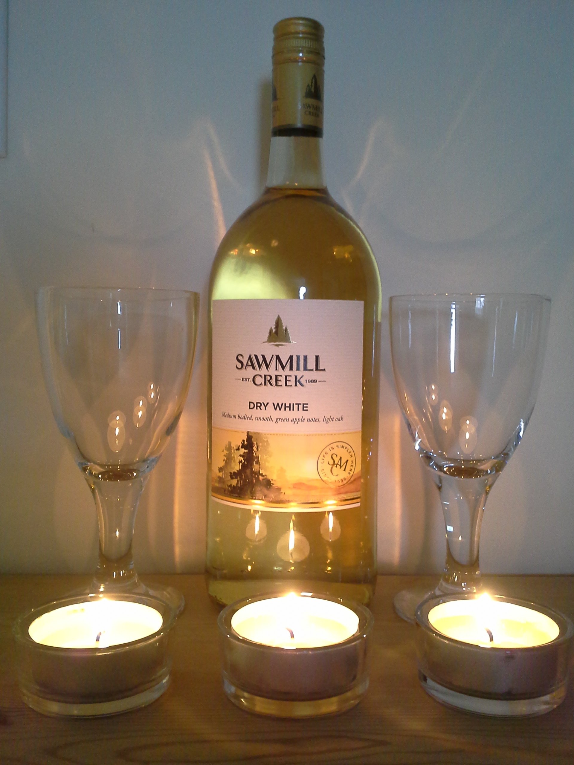 Sawmill Creek Dry White Wine reviews in White Wine ...