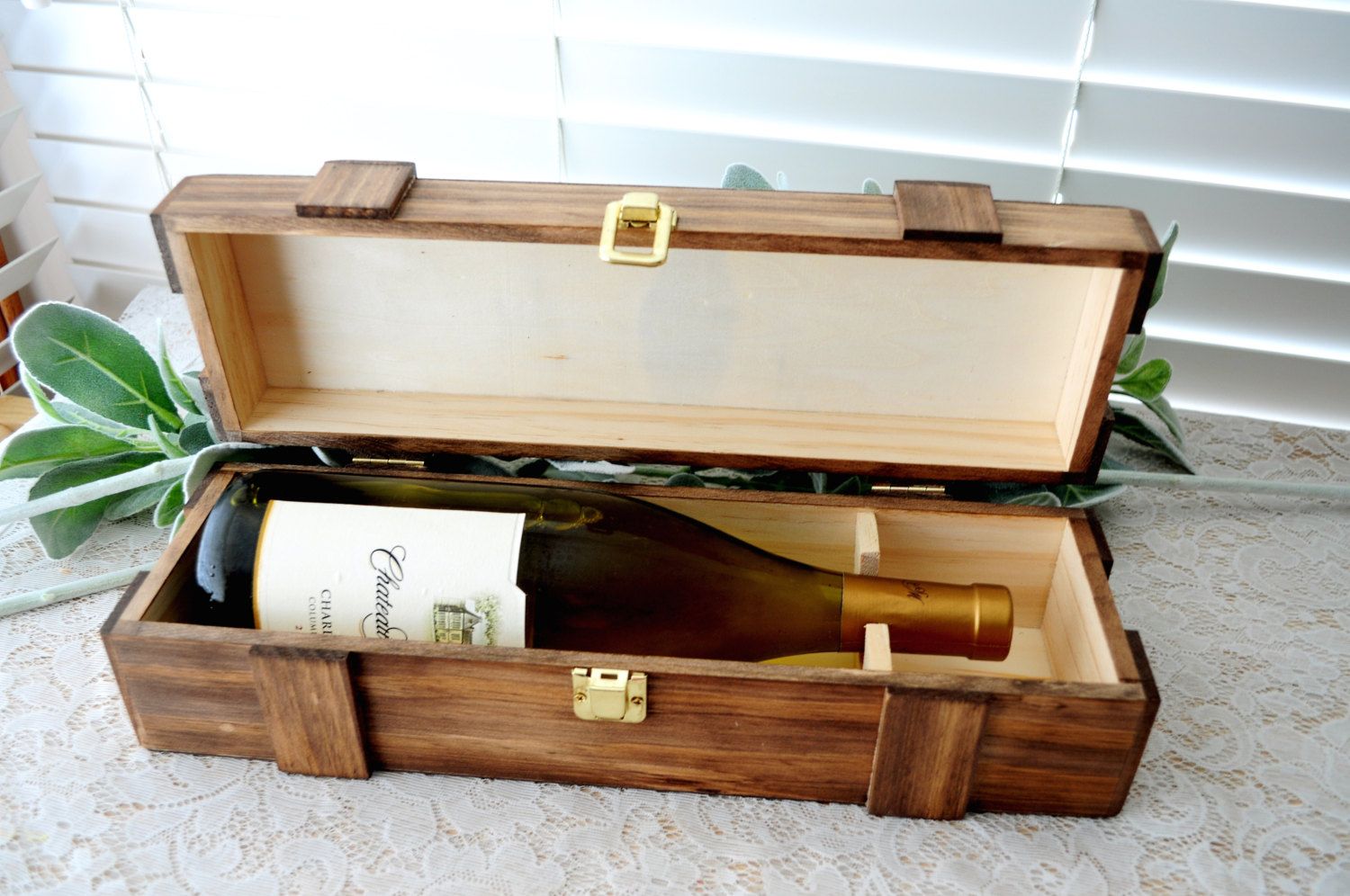 Where to Buy (Custom!) Wooden Wine Boxes