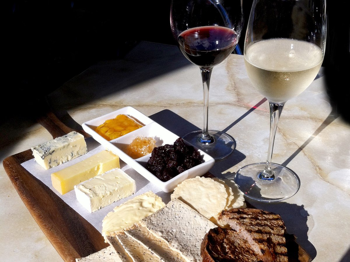 White Wine May Be a Better Choice With Cheese Than Red ...