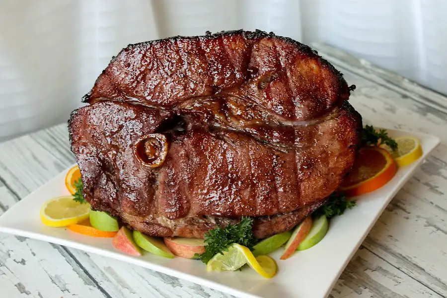 Whole Ham Glazed With Red Wine And Spices