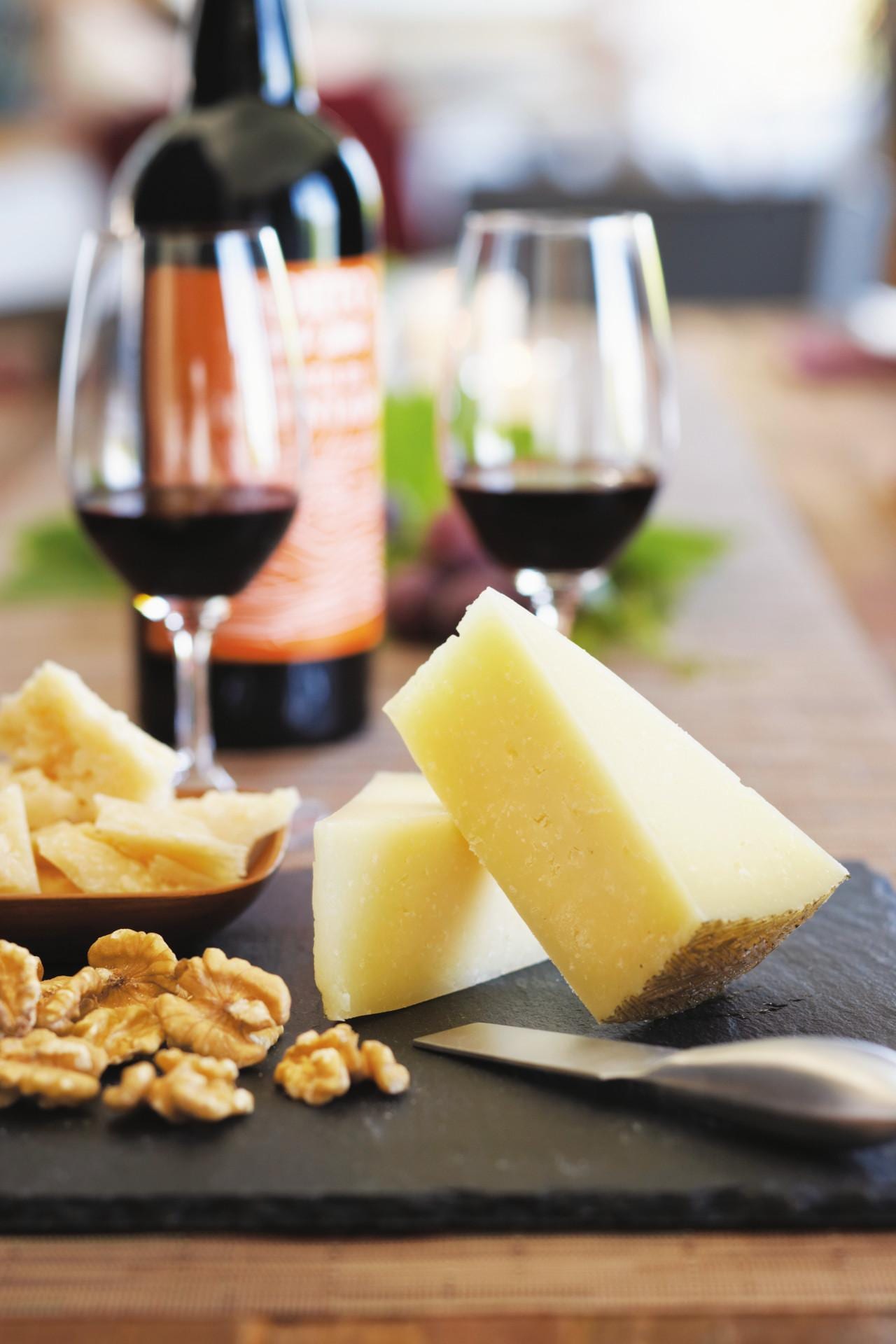Wine and Cheese: Pairing wine with Monterey Jack cheese